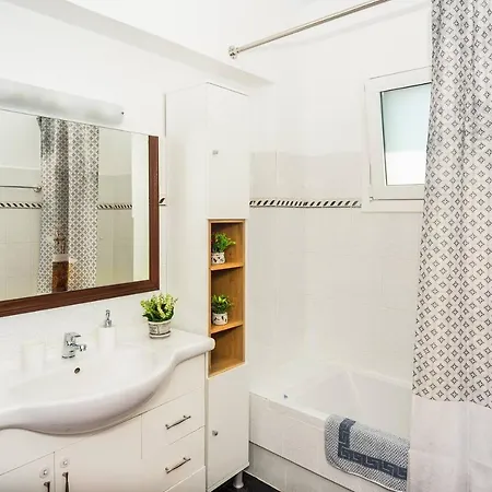 Aristotelis Lakithra-lydia Lakíthra